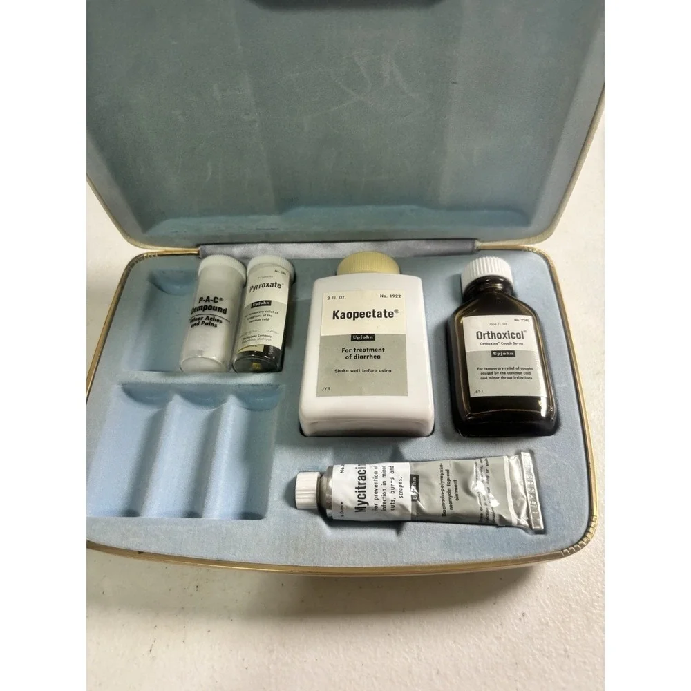 COLLECTIBLE‎ Upjohn Traveling Salesmans Pharmacy Sample Case Incomplete